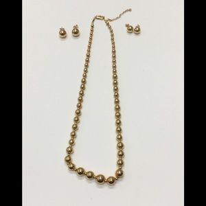14ky Graduated Bead Necklace and Ball Earrings